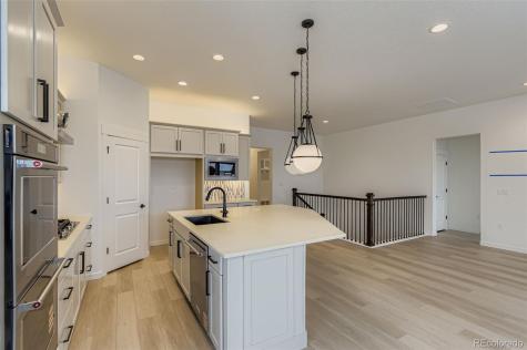 8895 S Riviera Way Aurora CO 80016