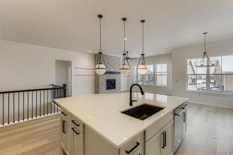 8895 S Riviera Way Aurora CO 80016