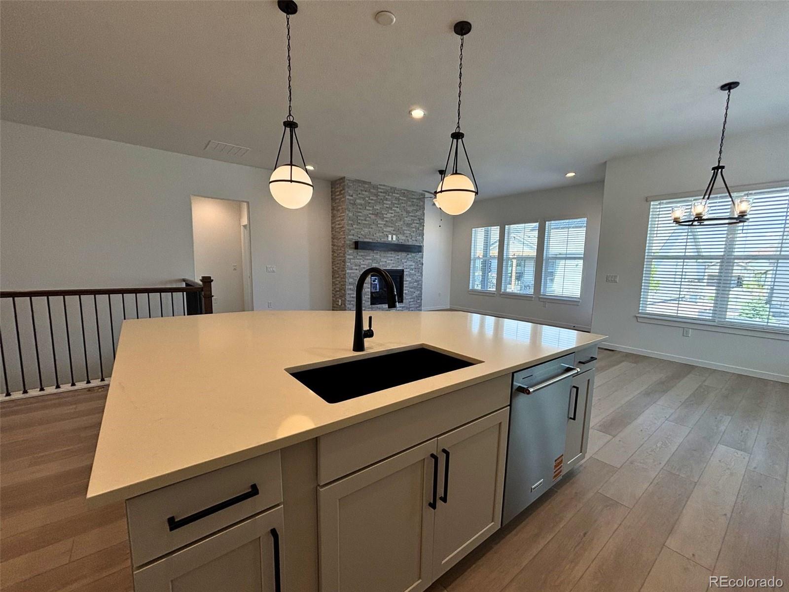 8895 S Riviera Way Aurora CO 80016