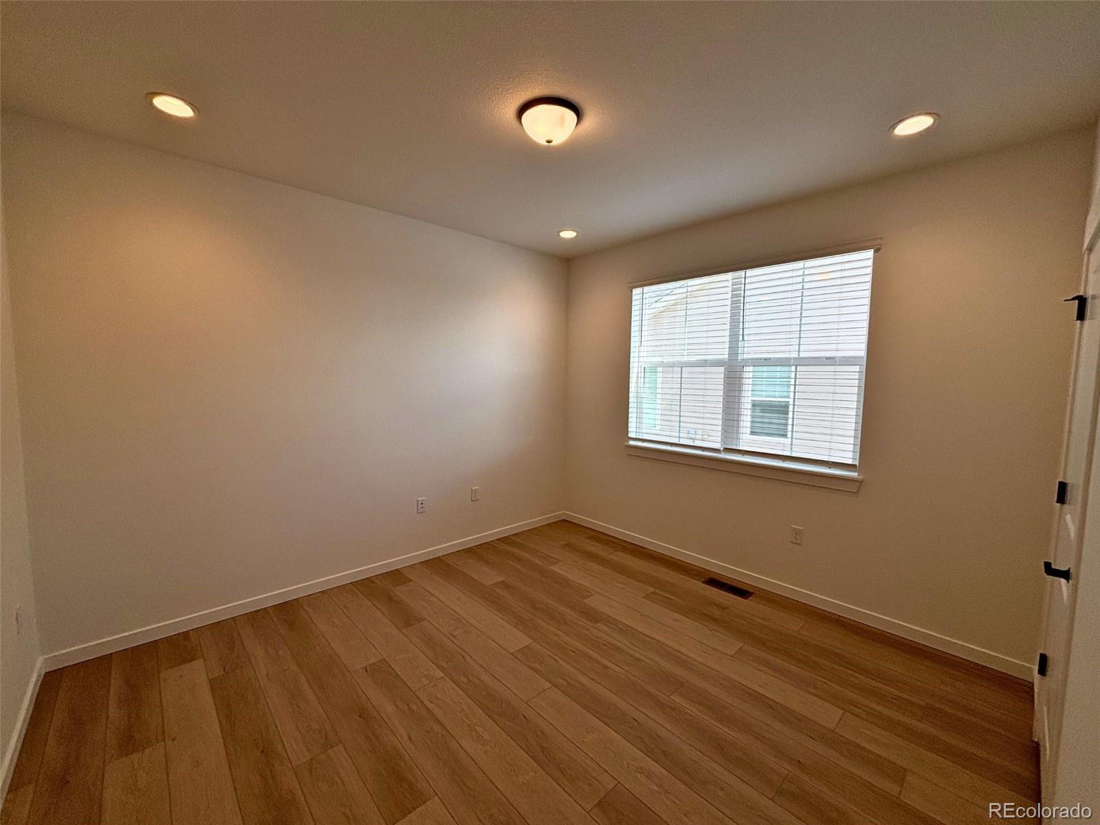 8895 S Riviera Way Aurora CO 80016