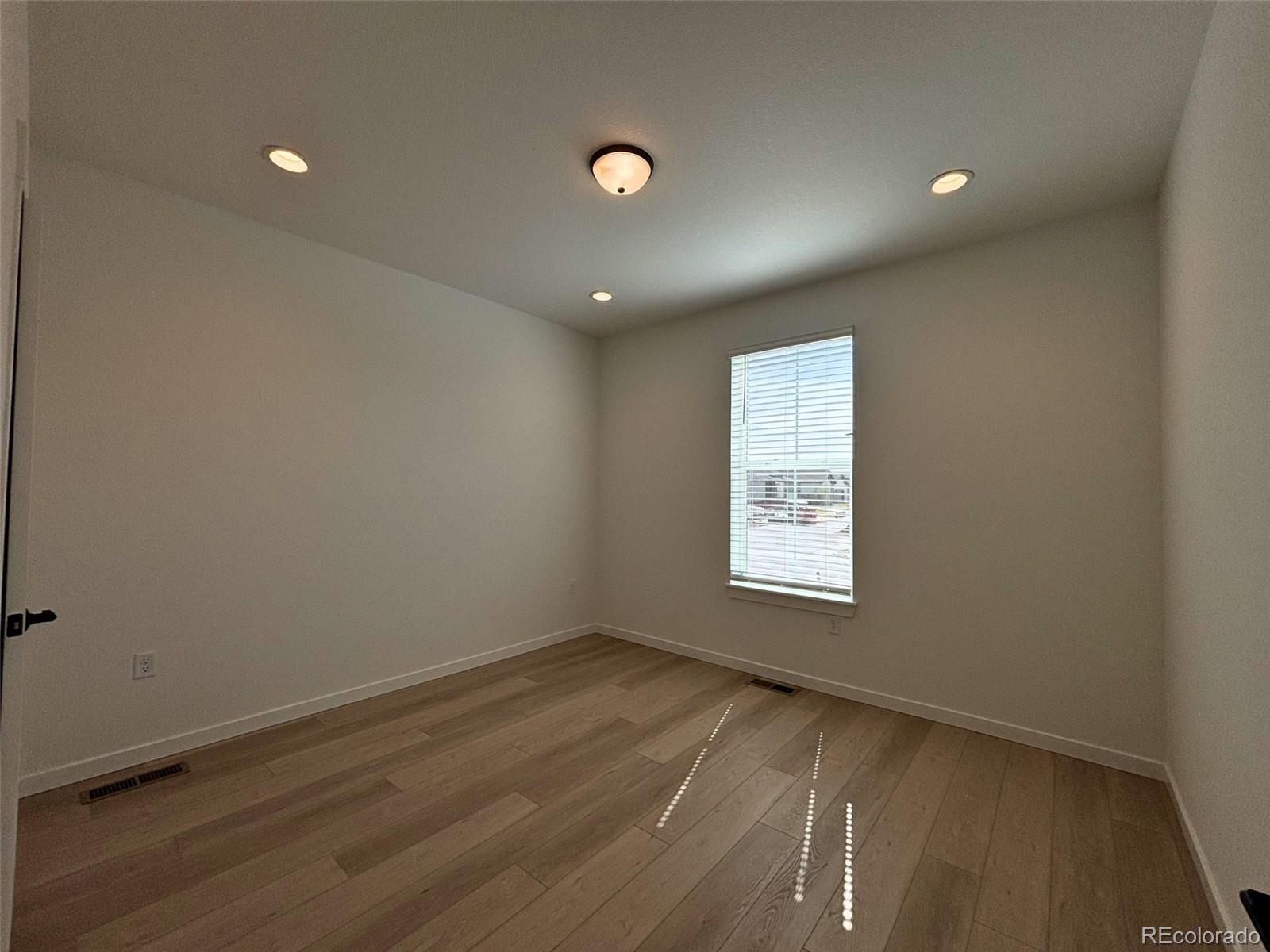 8895 S Riviera Way Aurora CO 80016