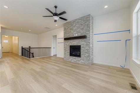 8895 S Riviera Way Aurora CO 80016