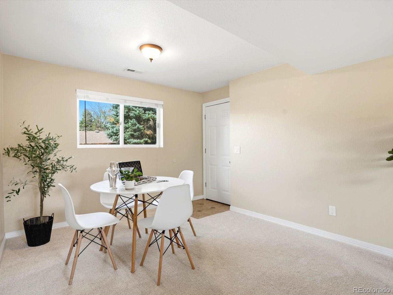 8693 E Saratoga Place Denver CO 80237