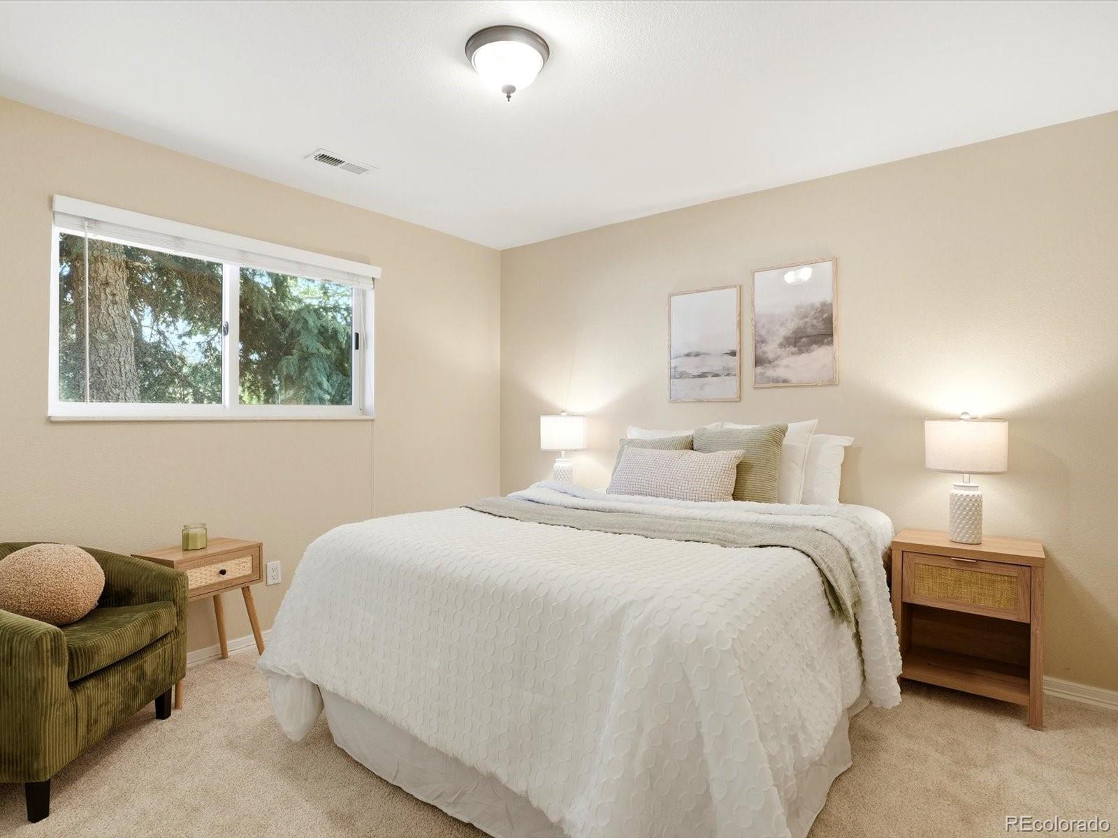 8693 E Saratoga Place Denver CO 80237