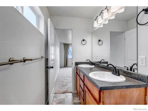 945 Maplebrook Drive Windsor CO 80550