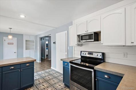 817 Grand Boulevard Colorado Springs CO 80911