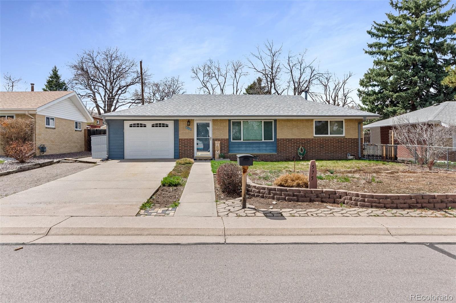 Lakewood CO, 575 S Simms Street