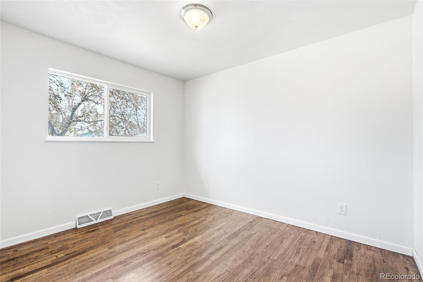 1618 Centennial Drive Longmont CO 80501