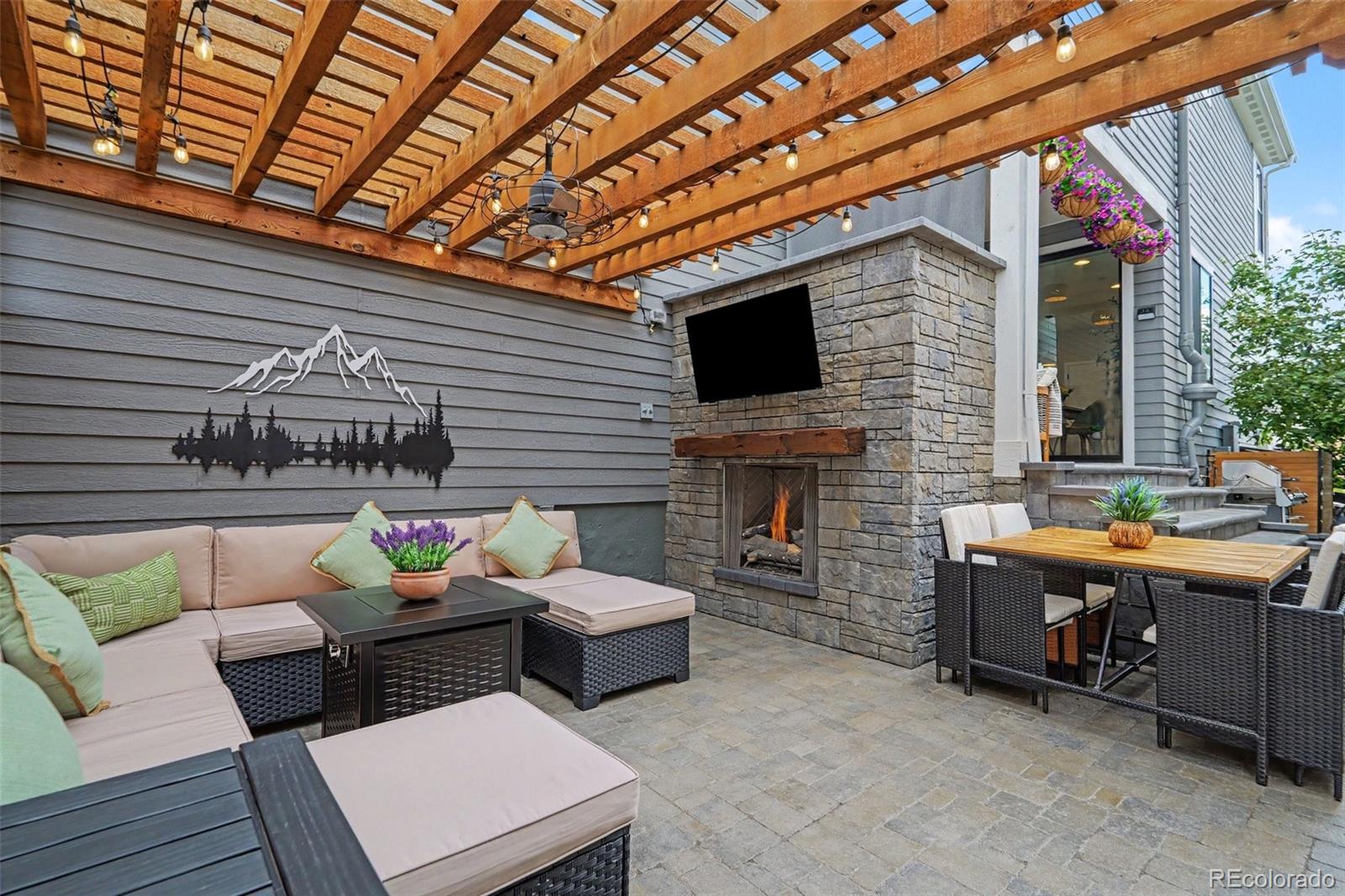 6267 Canterview Court Castle Pines CO 80108