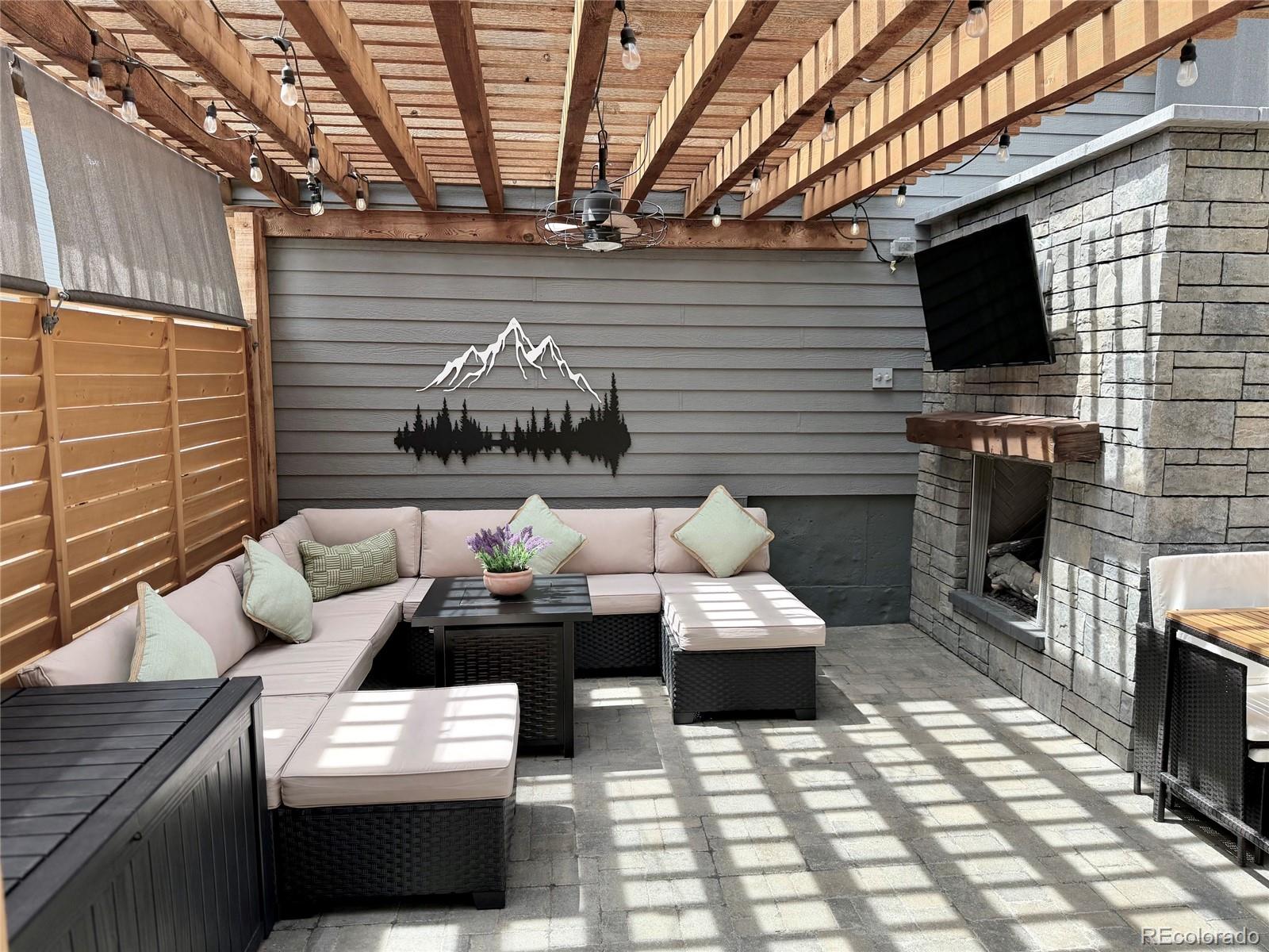 6267 Canterview Court Castle Pines CO 80108