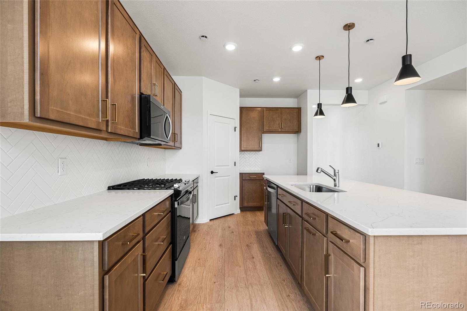 2157 S Jackson Gap Street Aurora CO 80018