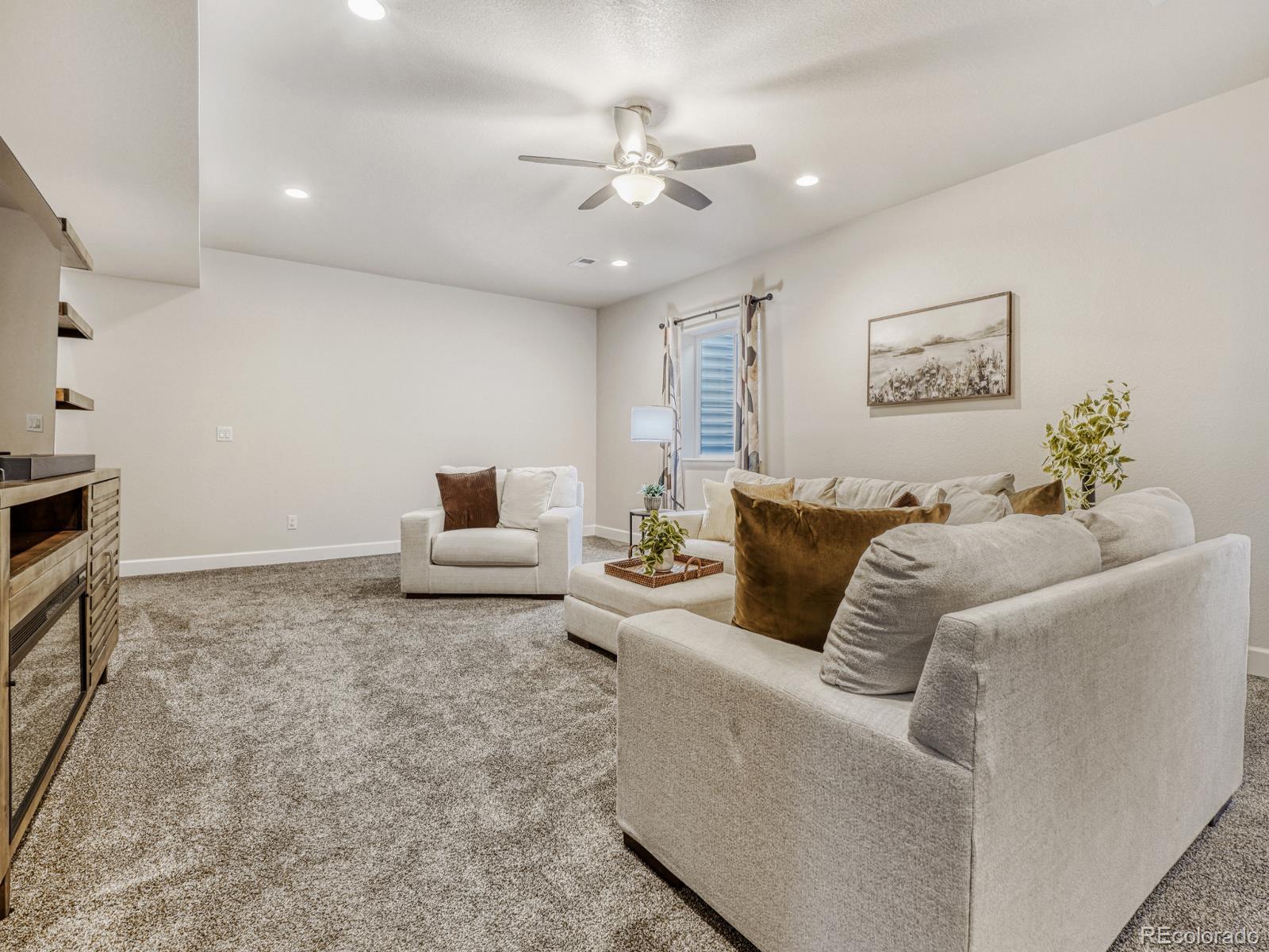 22692 E Narrowleaf Circle Aurora CO 80016