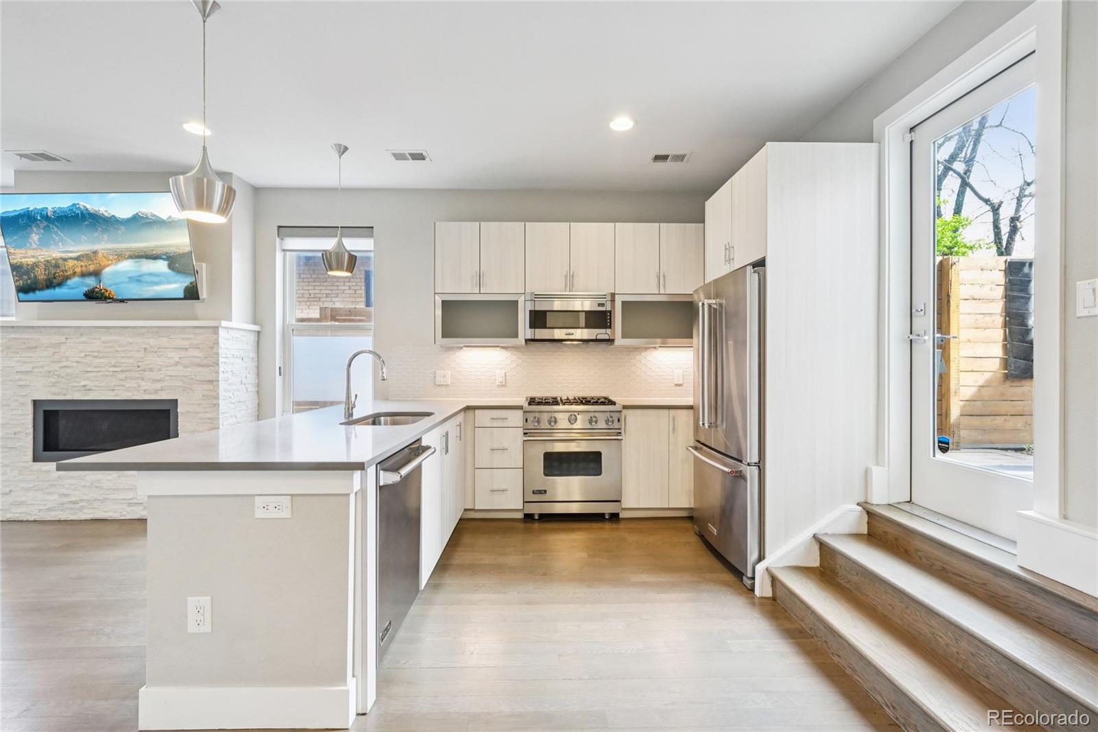 558 Madison Street Denver CO 80206