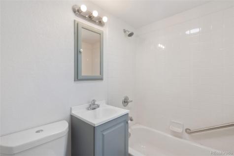 4636 Leaf Court Denver CO 80216