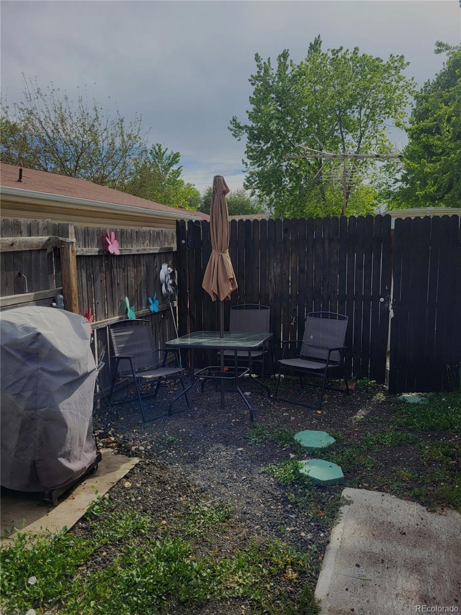 9069 Mandel Street Denver CO 80260
