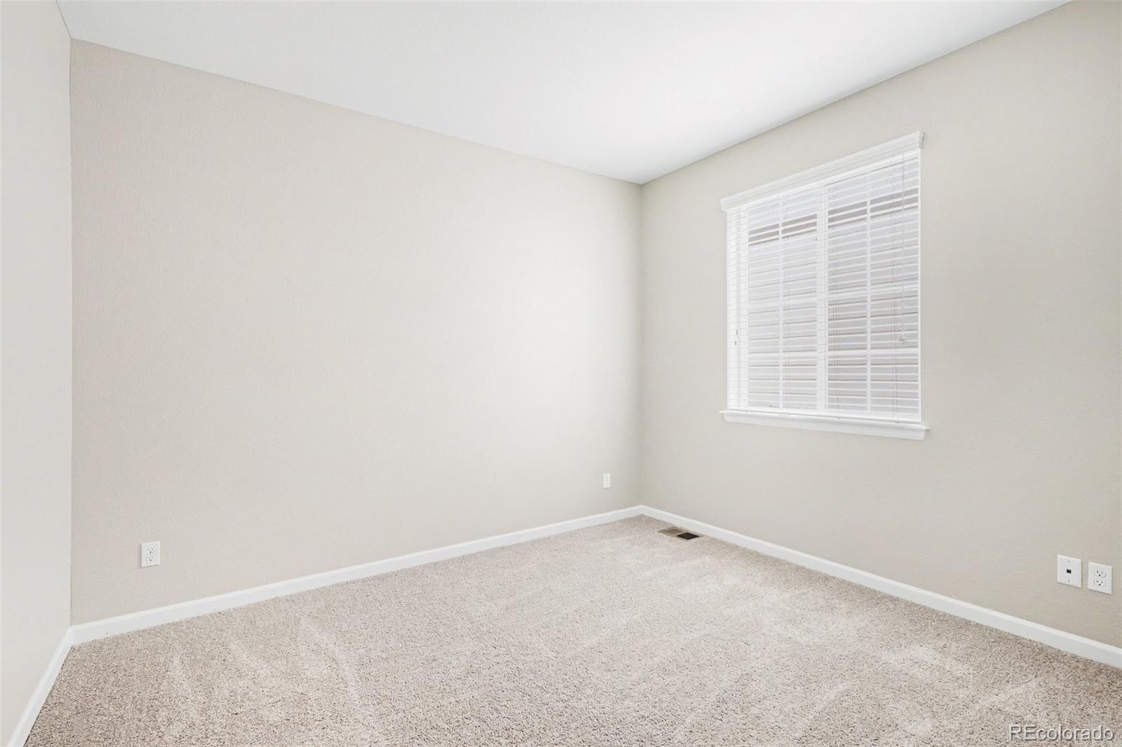 4956 S Tempe Way Aurora CO 80015
