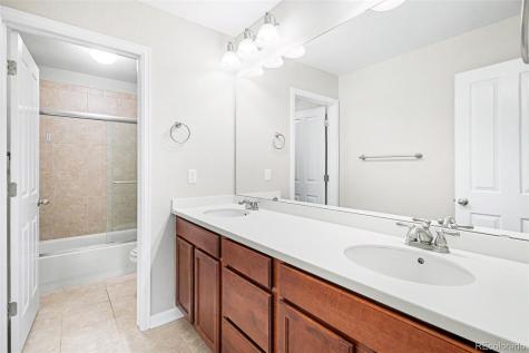 4956 S Tempe Way Aurora CO 80015