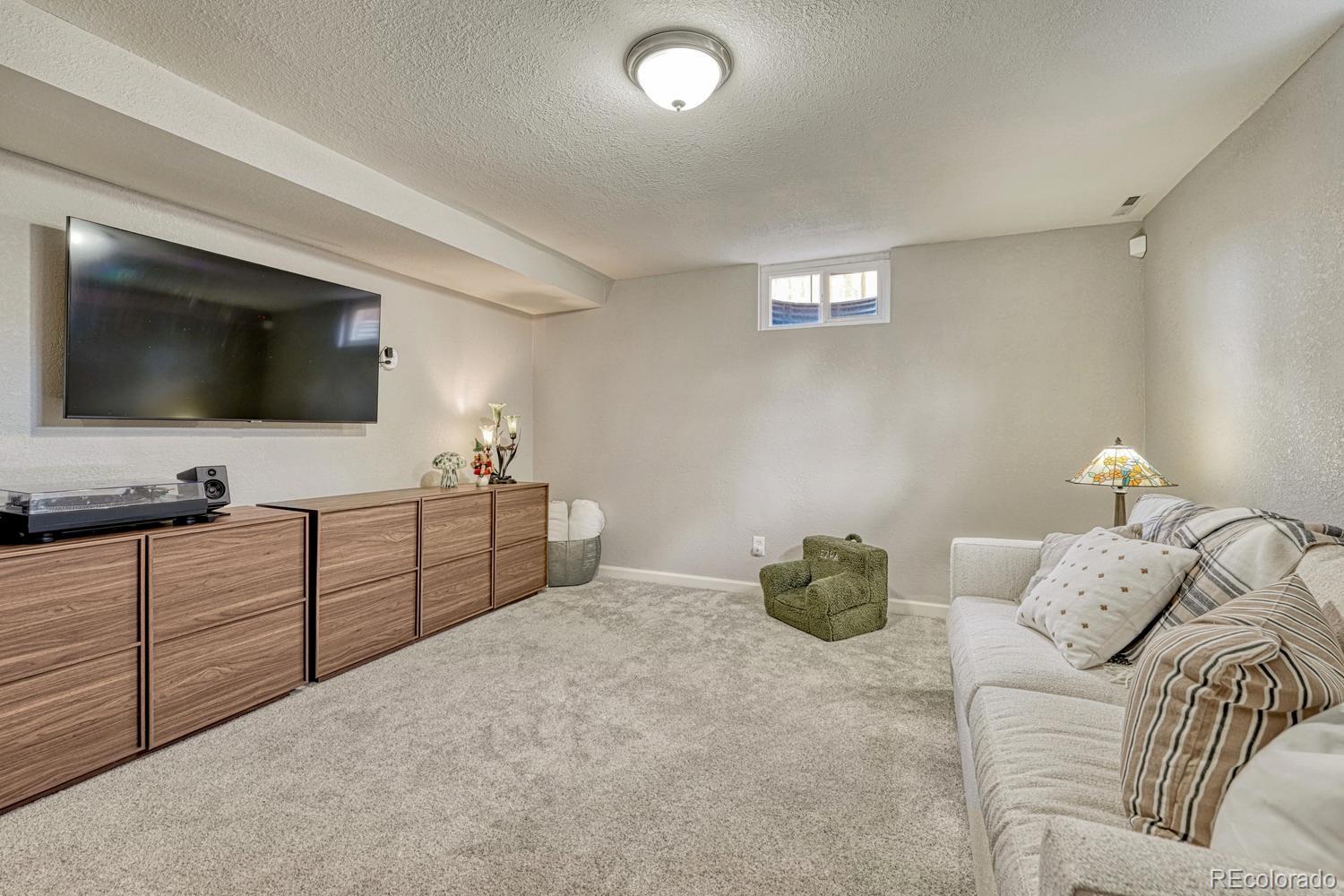 4252 S Logan Street Englewood CO 80113
