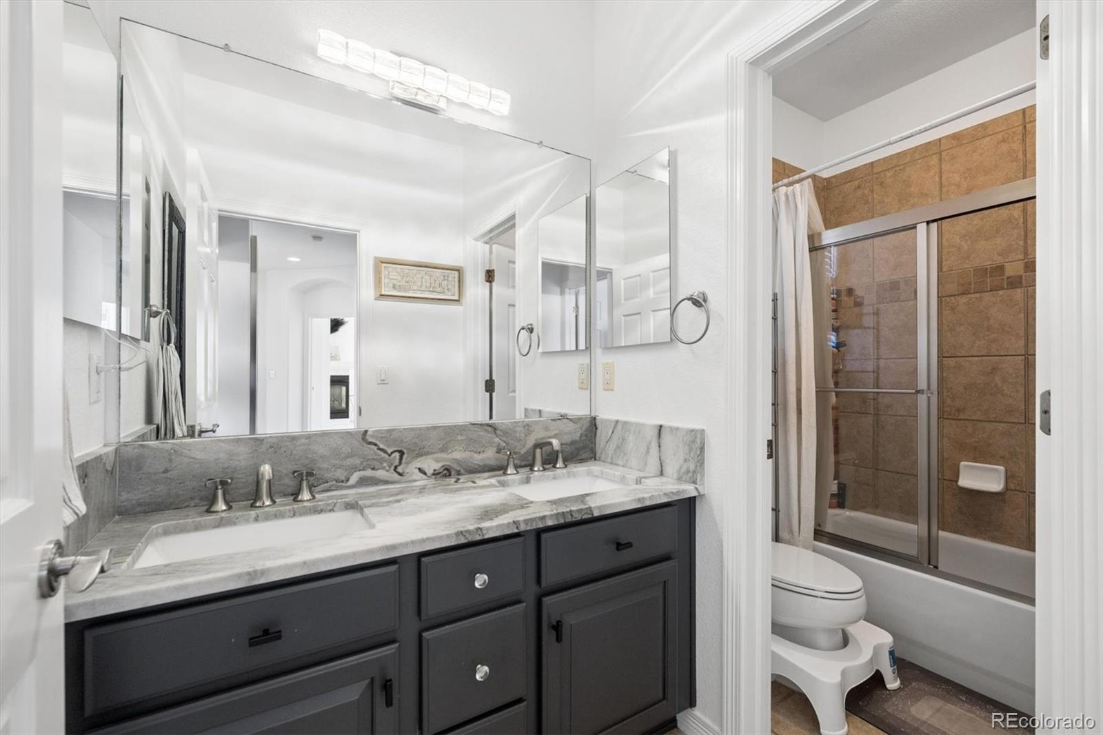 9073 Hunters Way Highlands Ranch CO 80129