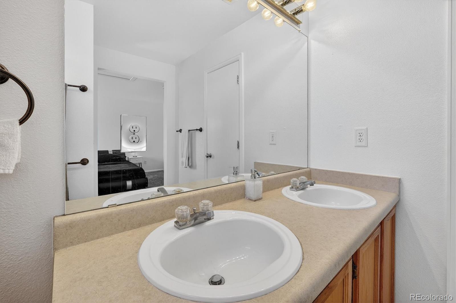 20100 E Prentice Lane Centennial CO 80015