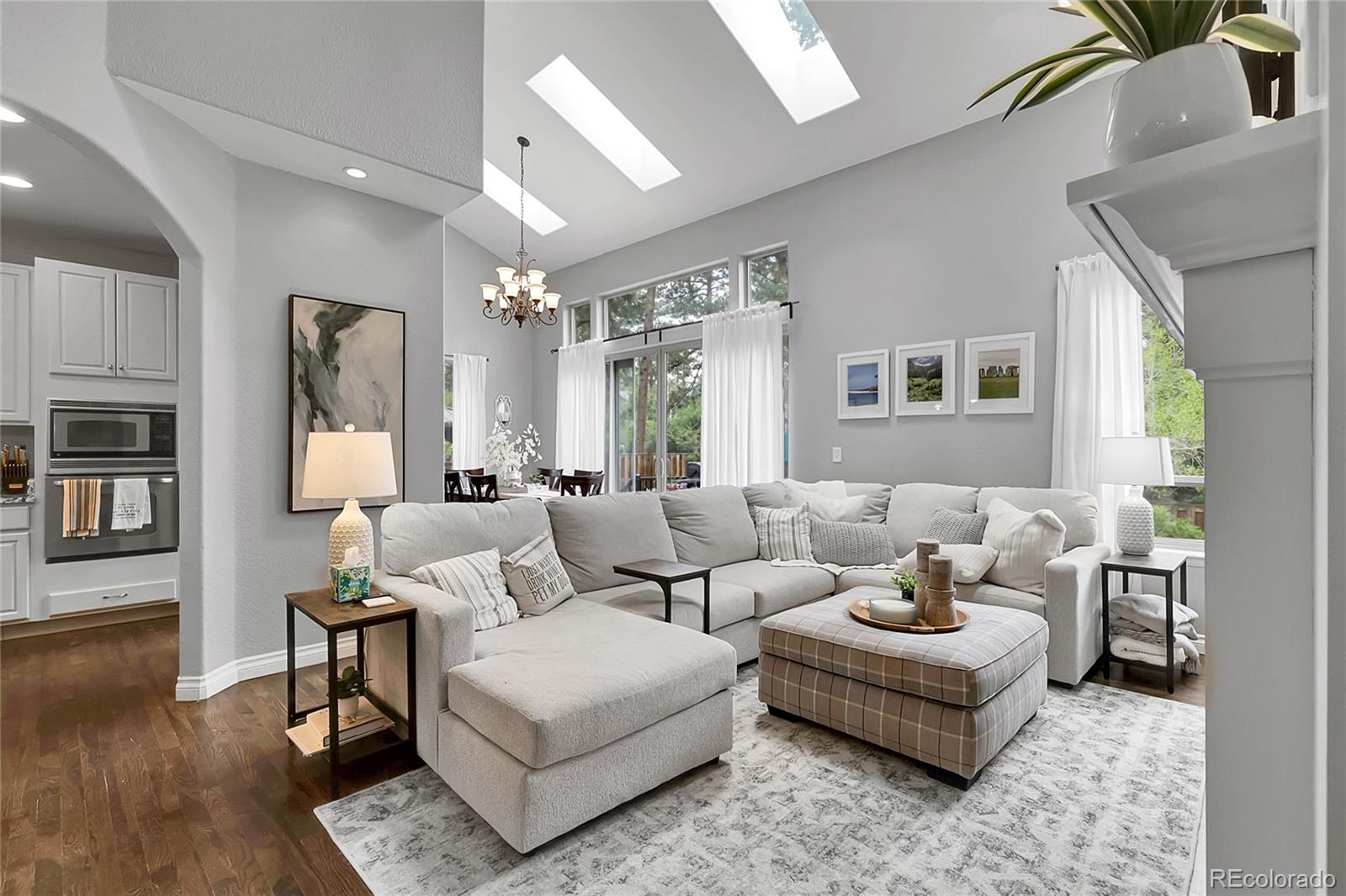 171 Columbine Street Larkspur CO 80118