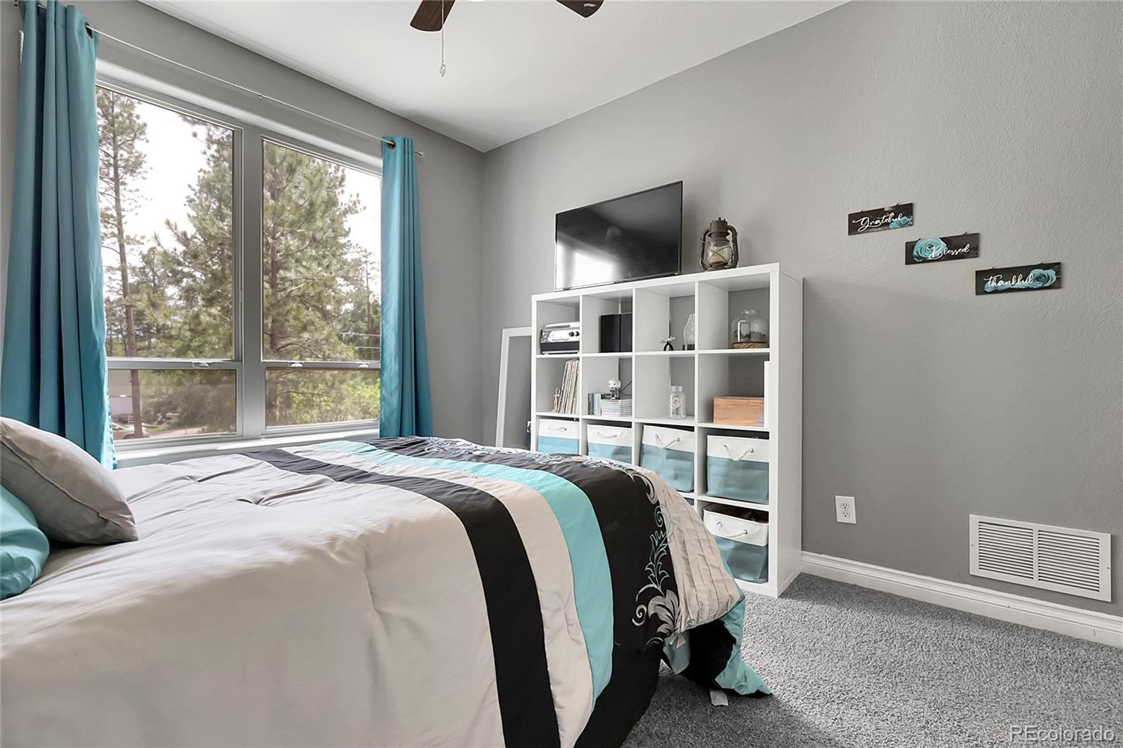 171 Columbine Street Larkspur CO 80118