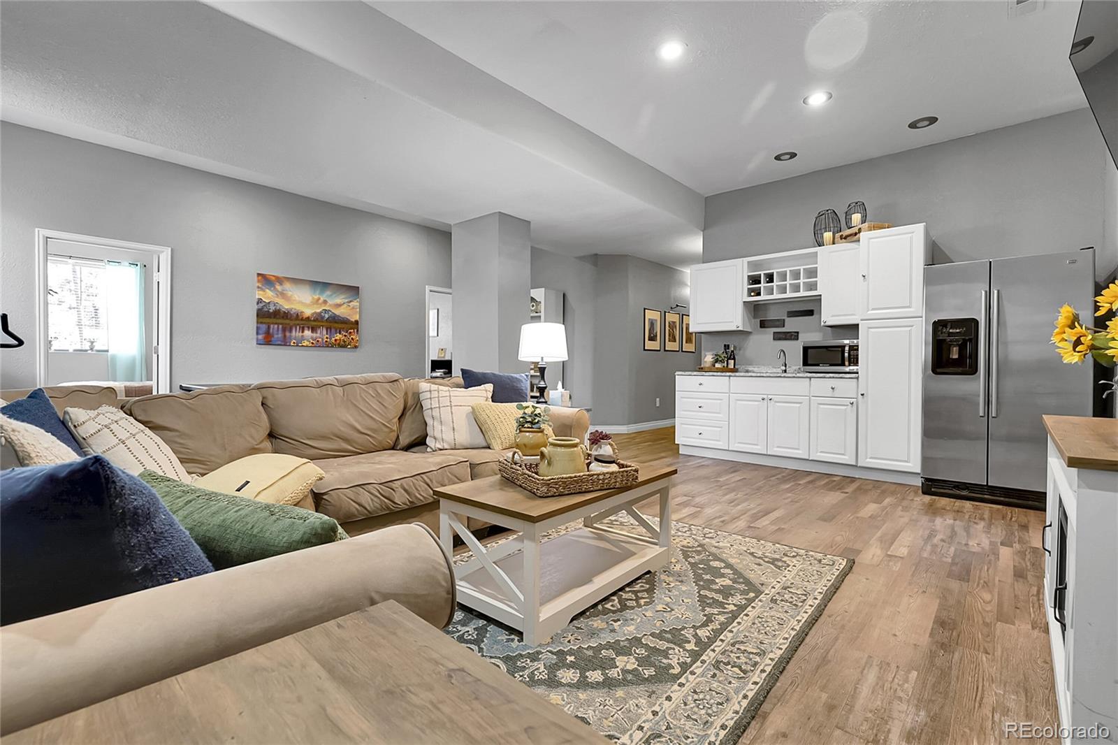 171 Columbine Street Larkspur CO 80118