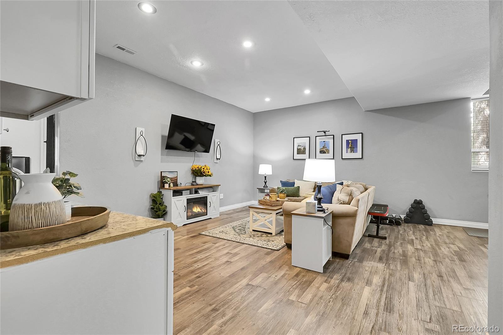 171 Columbine Street Larkspur CO 80118