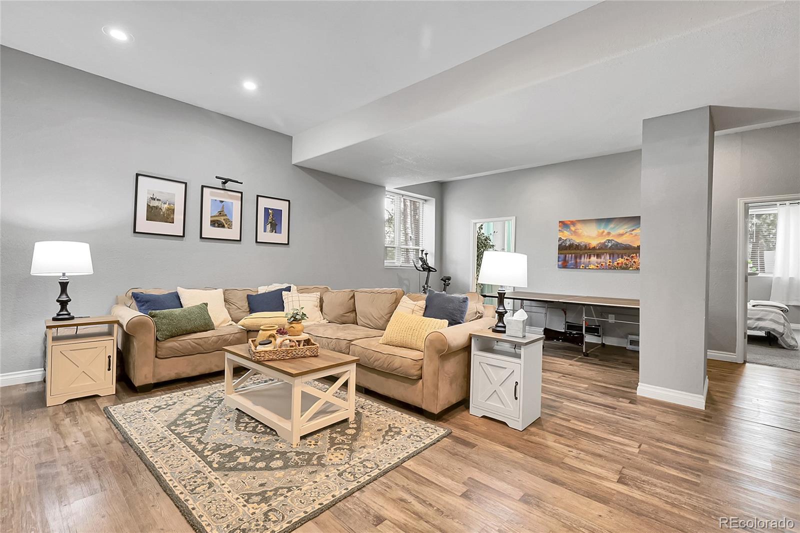 171 Columbine Street Larkspur CO 80118