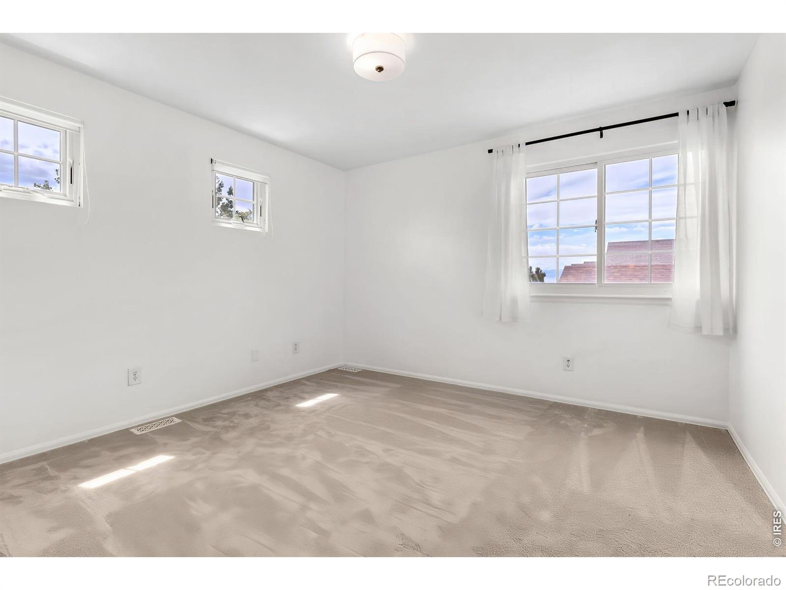 2521 Azalea Way Erie CO 80516
