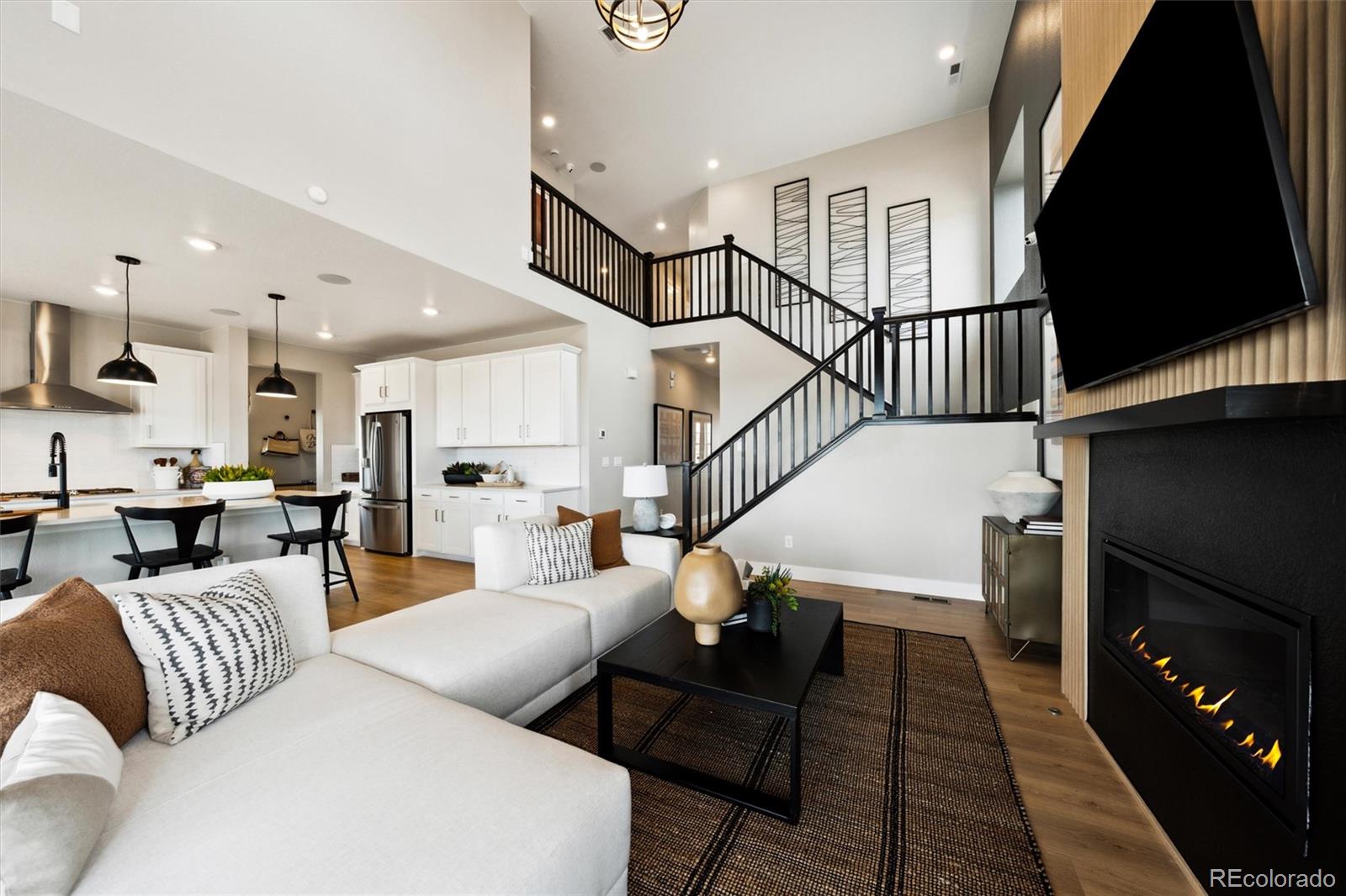 8958 Whiteclover Street Littleton CO 80125