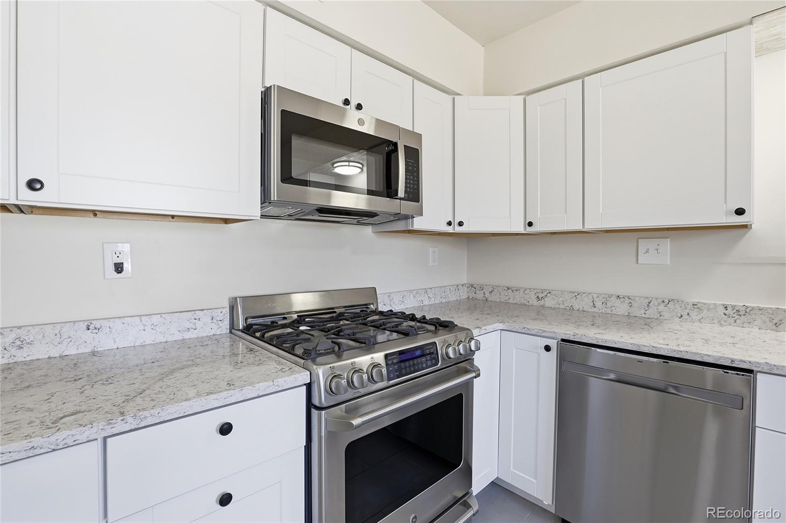 800 Vaughn Street Aurora CO 80011