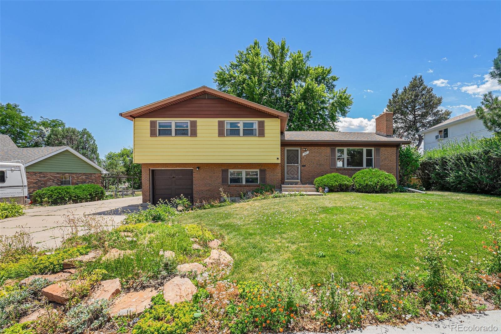 744 W 99th Avenue Northglenn CO 80260