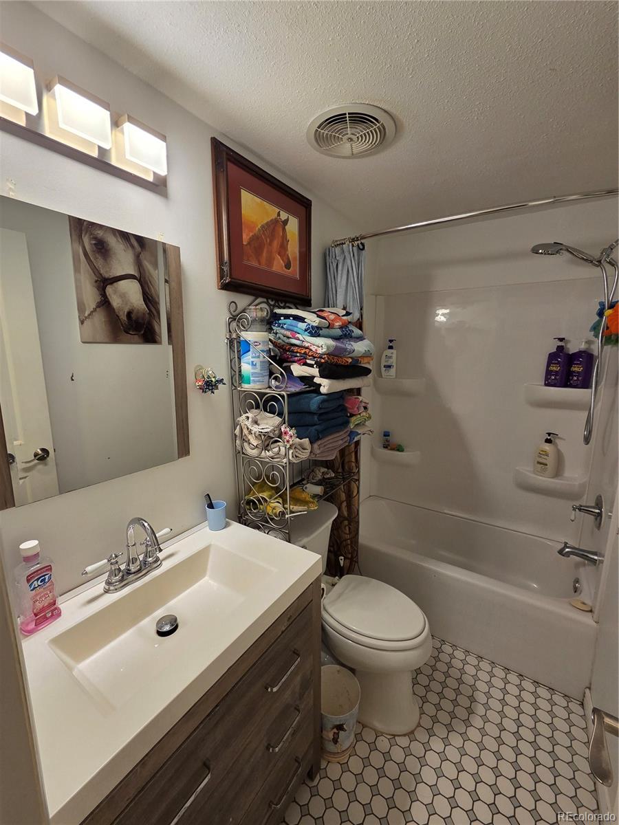 146 N Mcdonnell Street Byers CO 80103