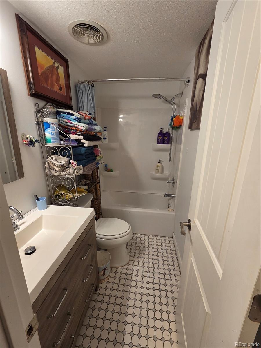 146 N Mcdonnell Street Byers CO 80103