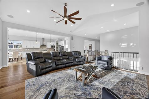 27560 E Lakeview Drive Aurora CO 80016