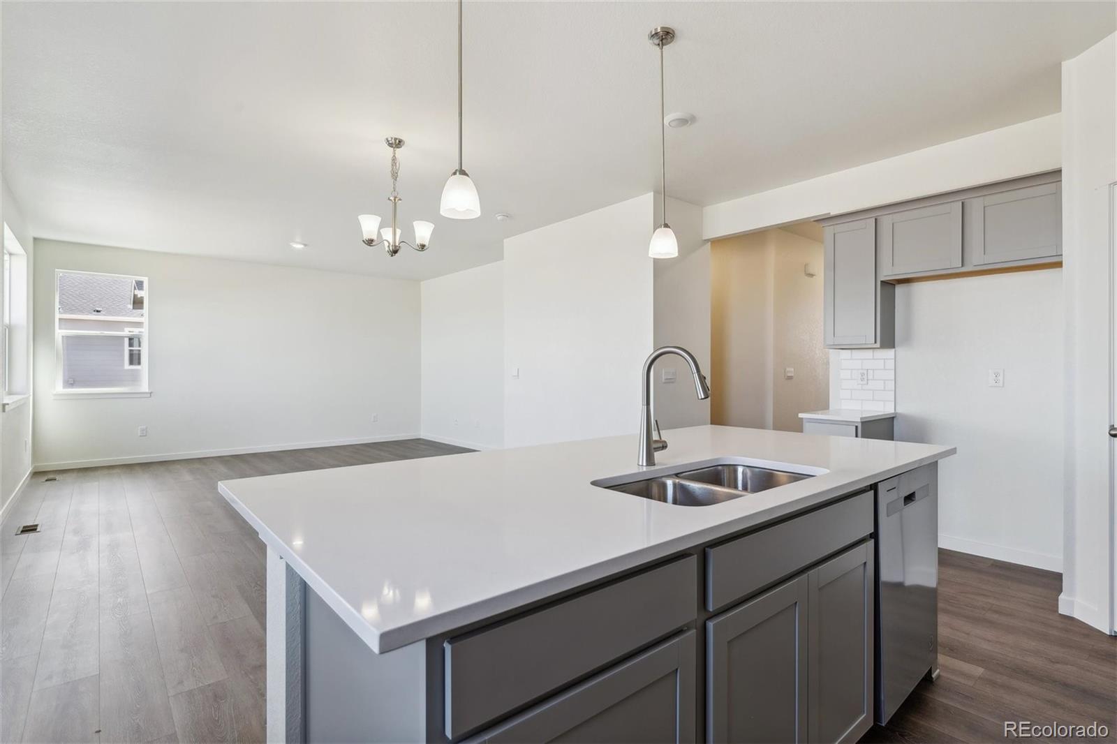 43089 Ganton Club Street Elizabeth CO 80107