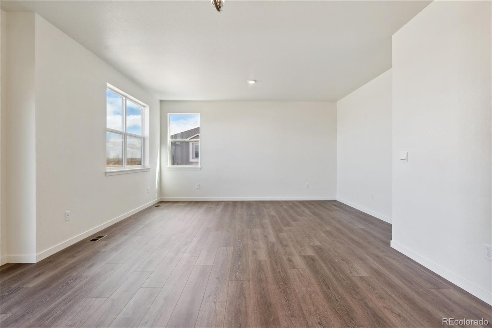 43089 Ganton Club Street Elizabeth CO 80107