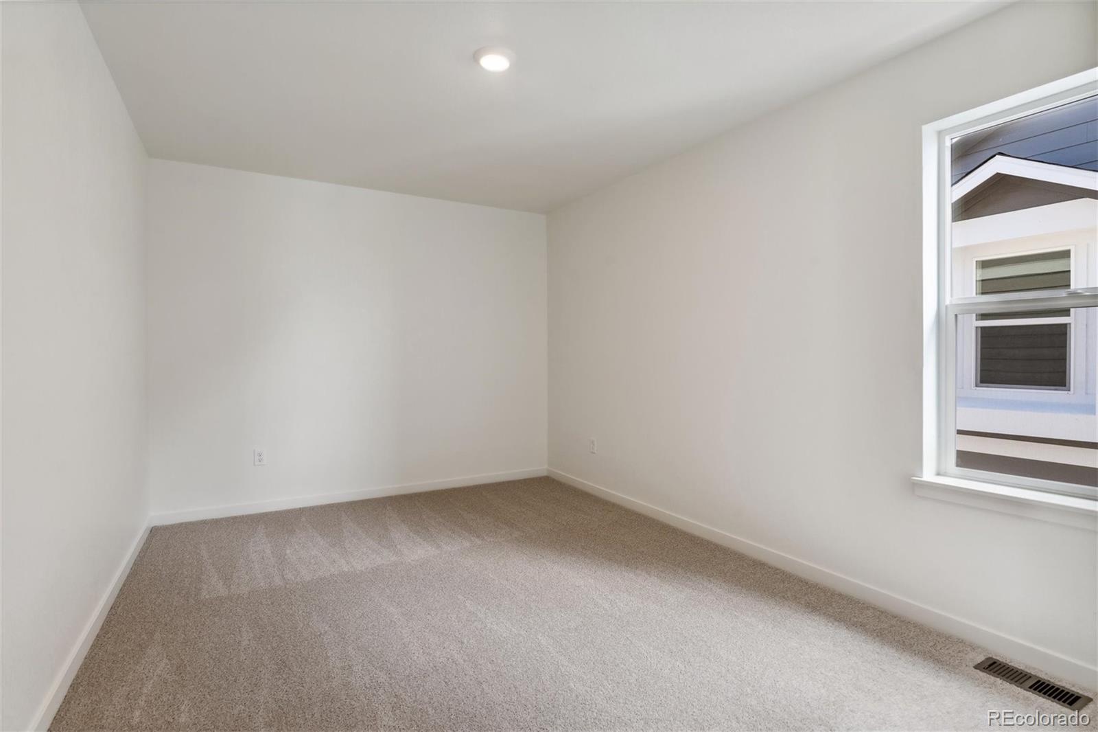 43089 Ganton Club Street Elizabeth CO 80107