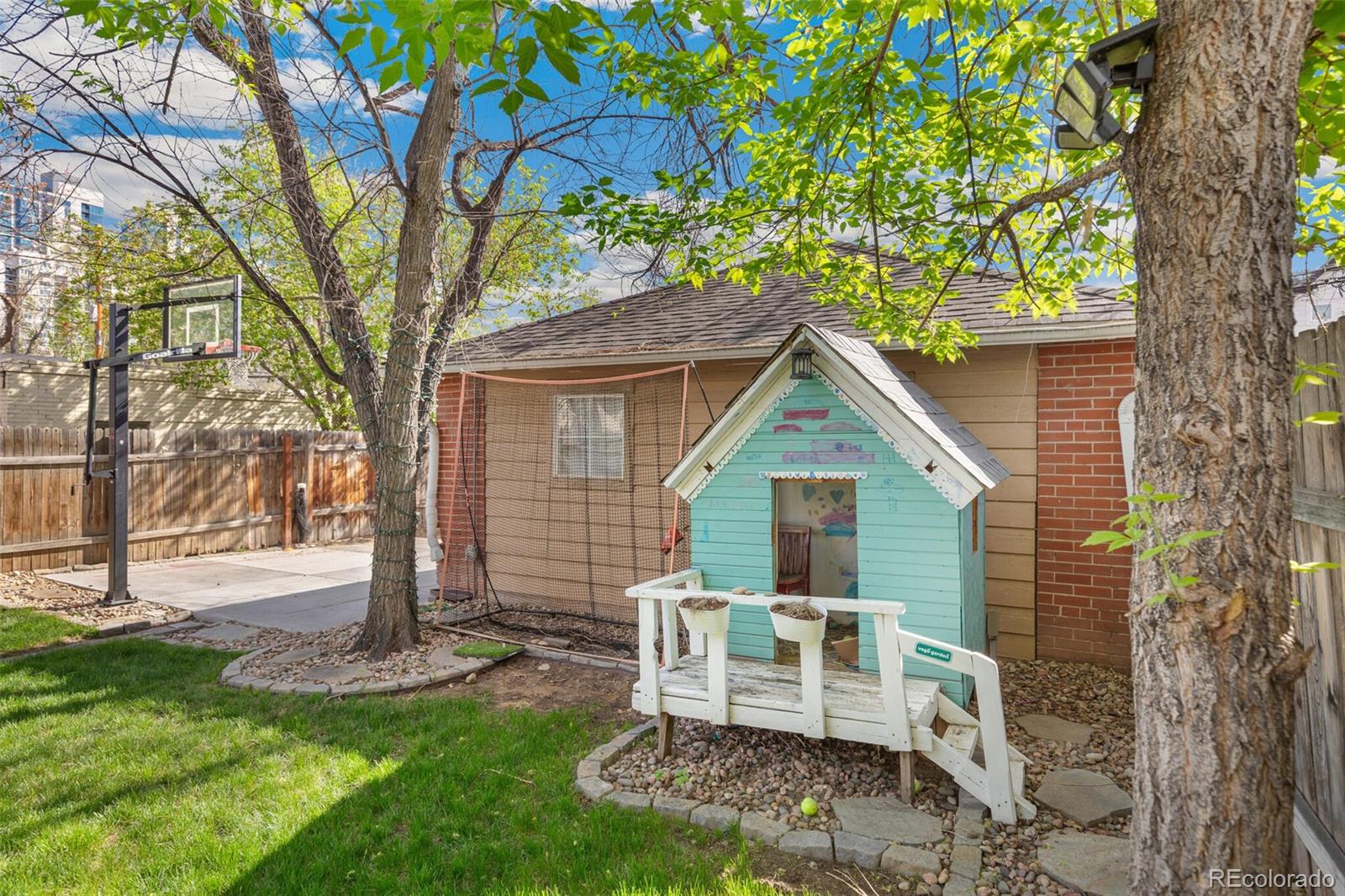 220 S Emerson Street Denver CO 80209