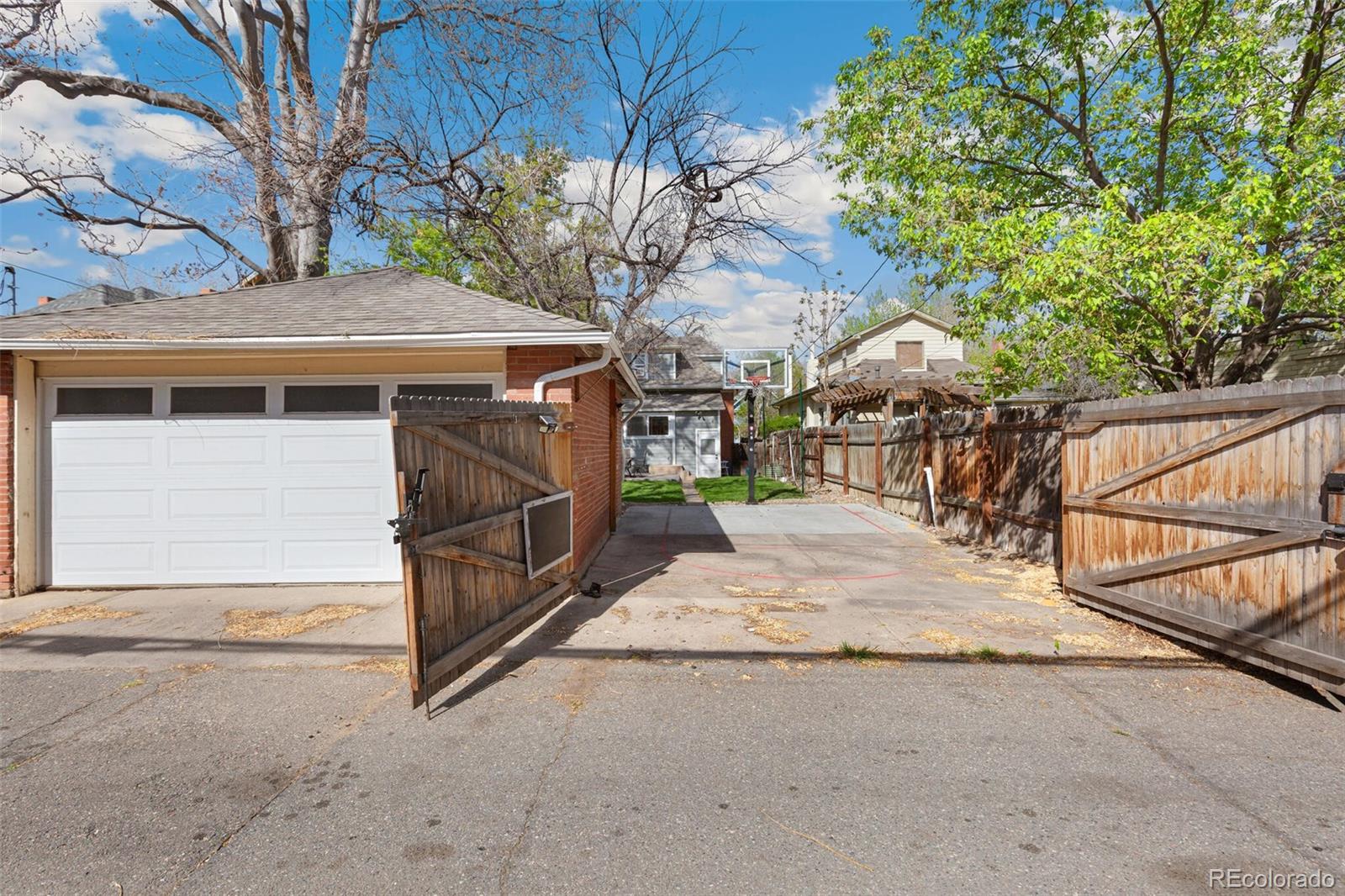 220 S Emerson Street Denver CO 80209
