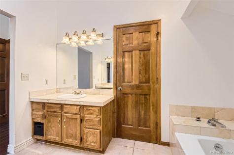 8159 Lodgepole Trail Lone Tree CO 80124
