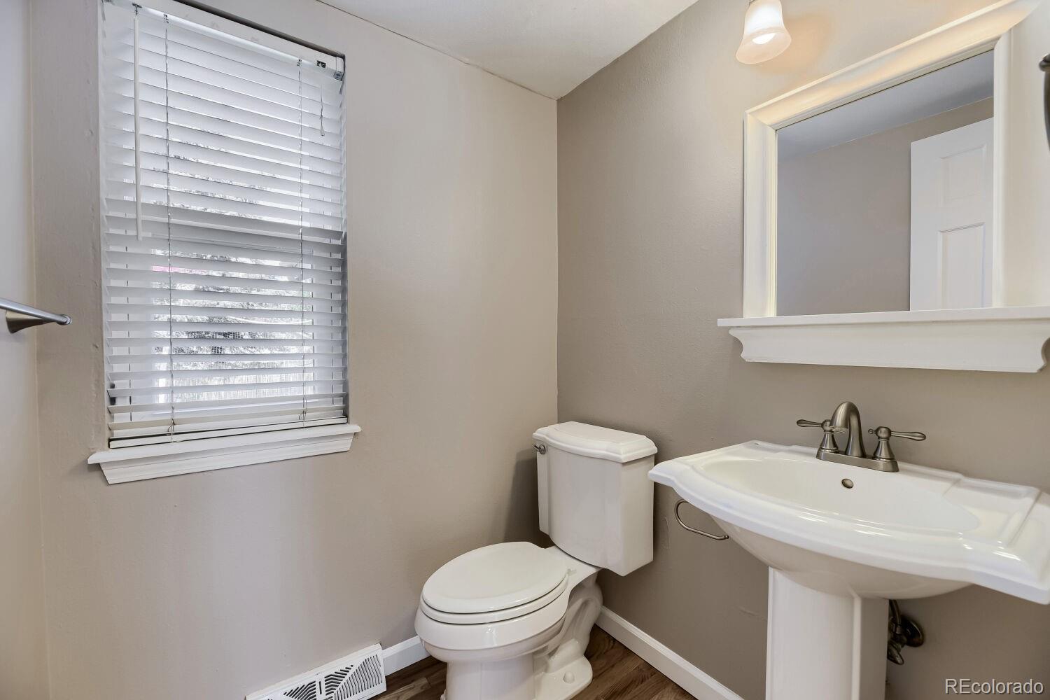 7859 S Valentia Street Centennial CO 80112