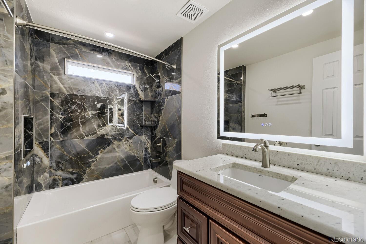 7859 S Valentia Street Centennial CO 80112