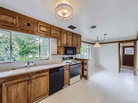 6000 Forest Drive Commerce City CO 80022