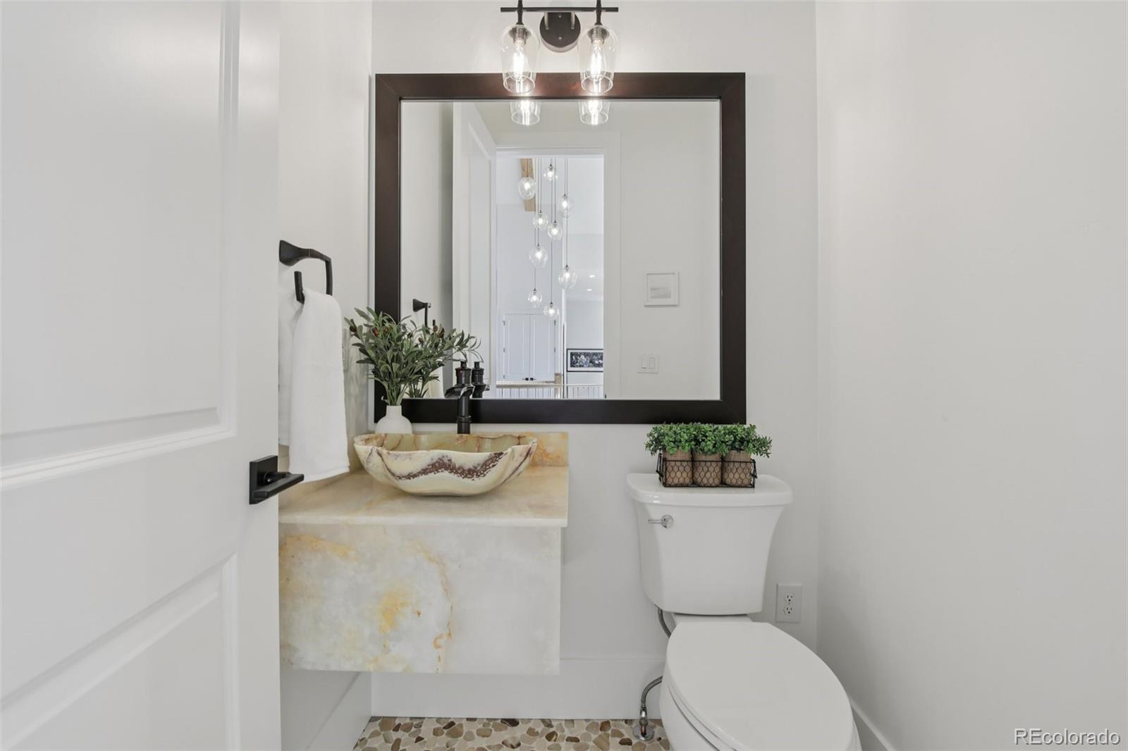 6689 Asher Court Niwot CO 80503