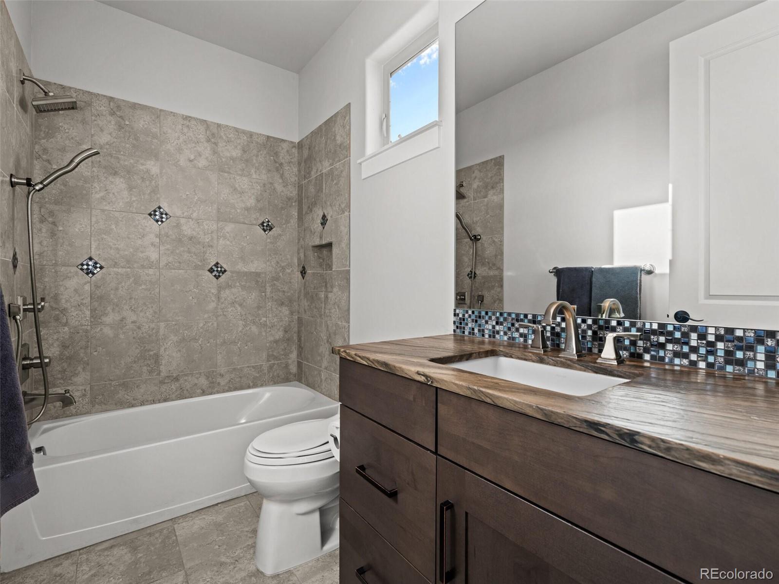 9487 Winding Hill Way Lone Tree CO 80124