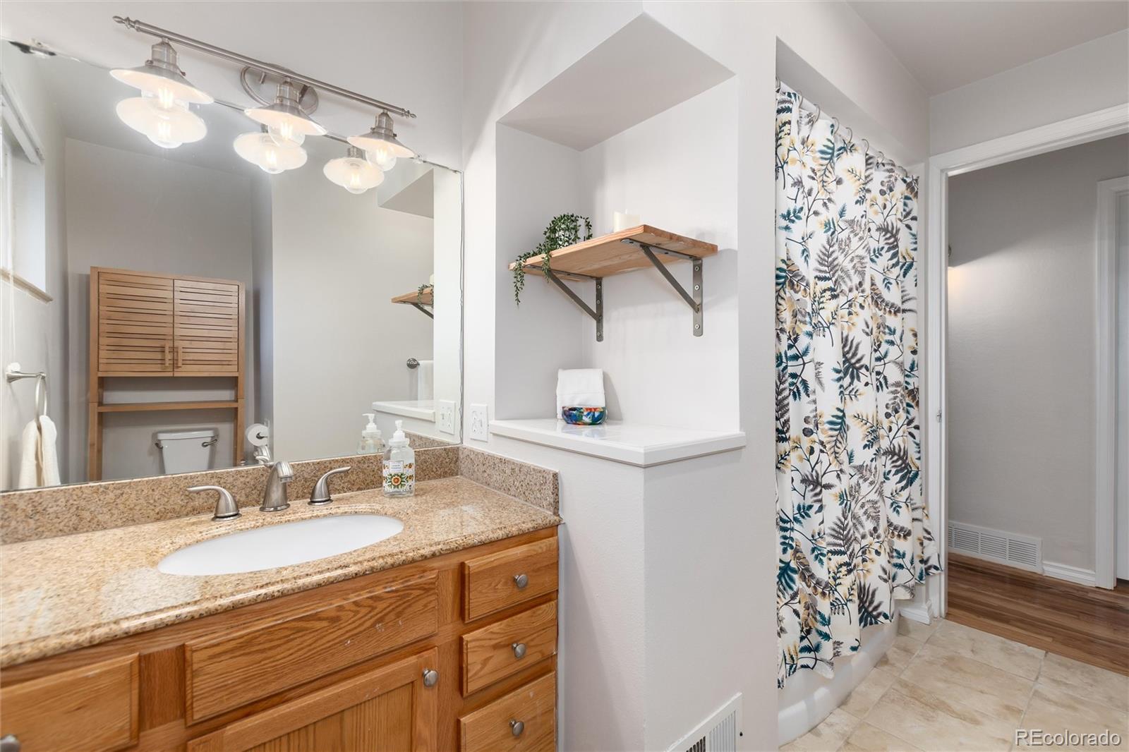 4811 S Kalamath Street Englewood CO 80110