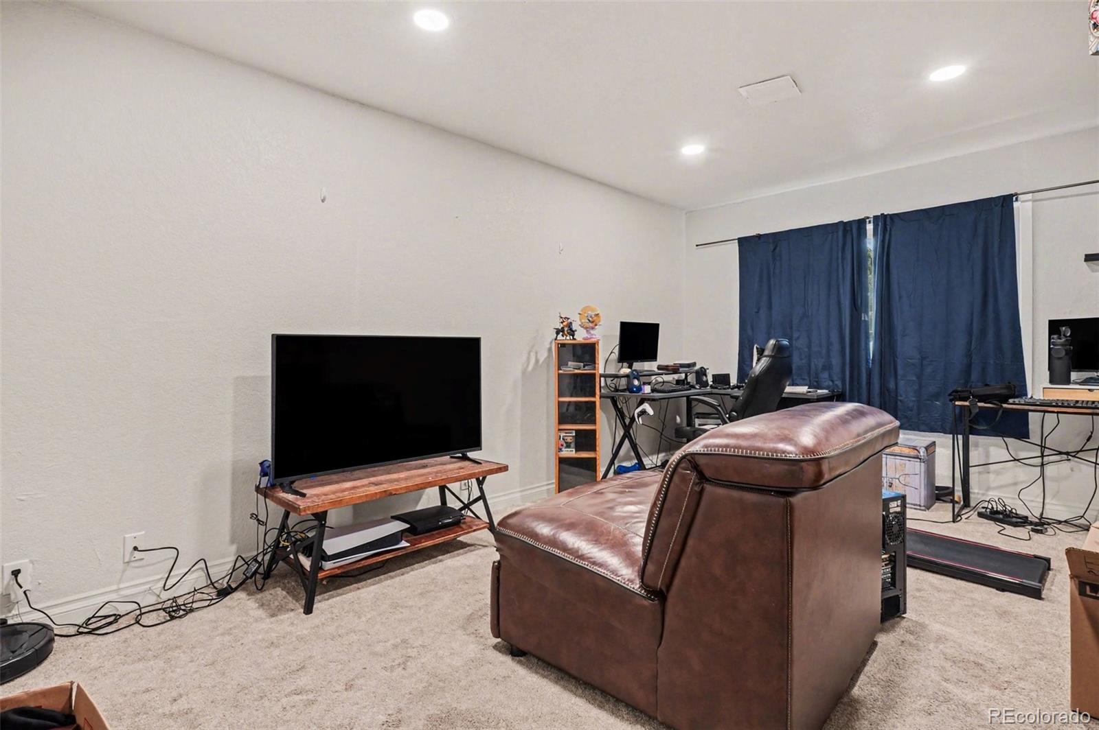 873 Troy Street Aurora CO 80011