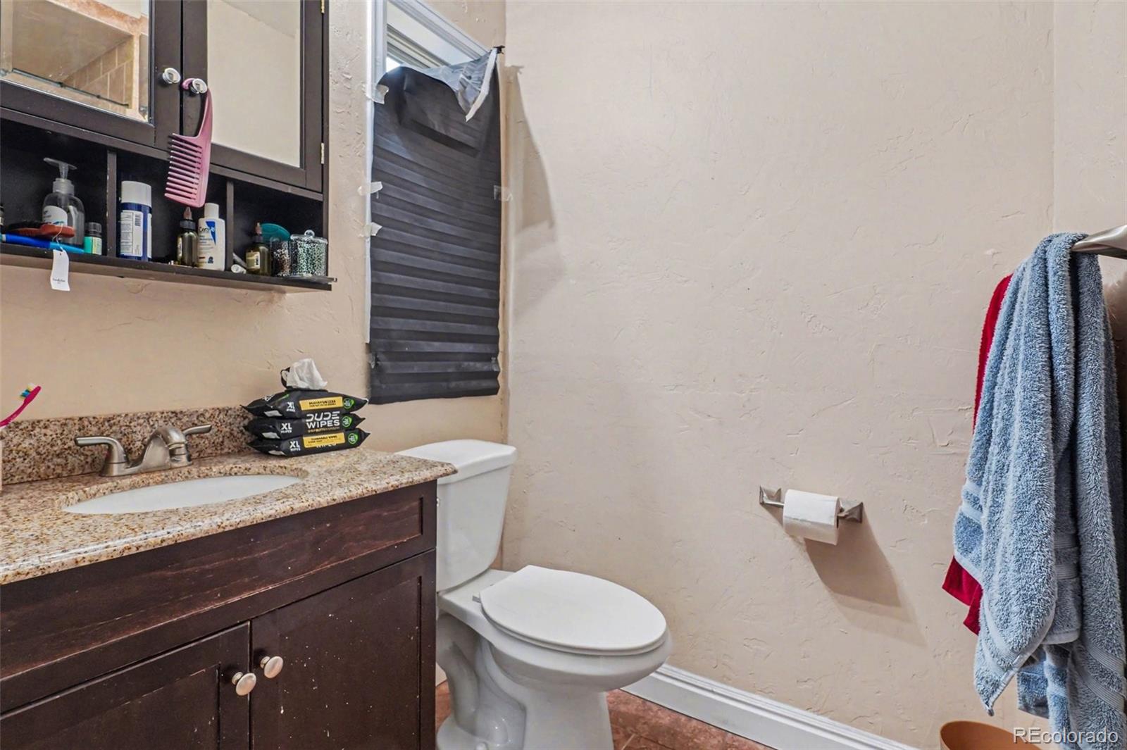 873 Troy Street Aurora CO 80011